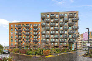 Photo 5- click for photo gallery